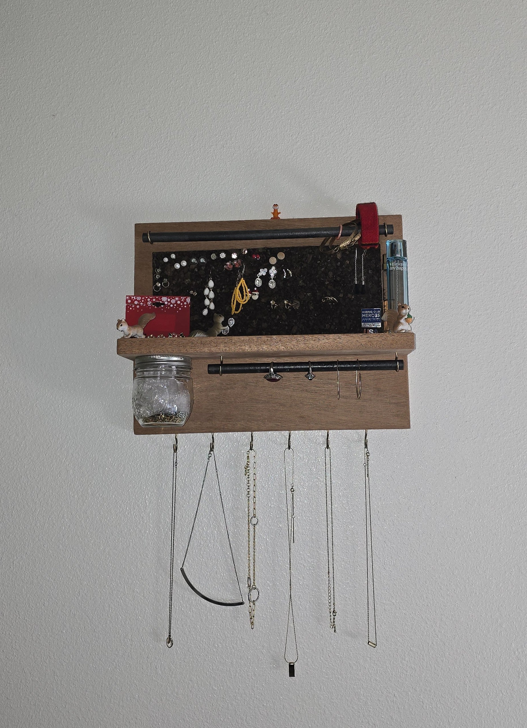 Stud & Dangle Display